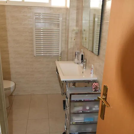 Juan Apartment
